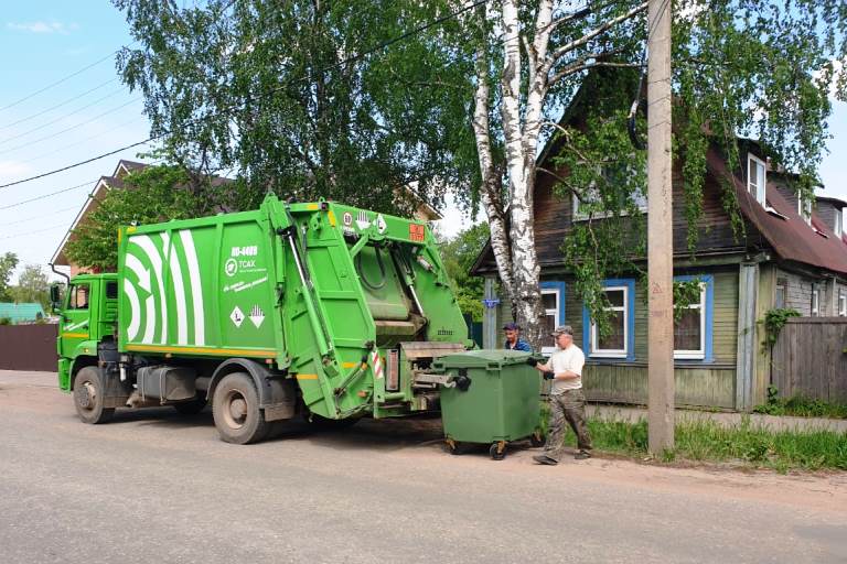 В Калининском районе расширили зону оказания услуги по вывозу отходов