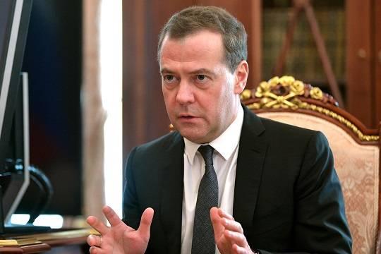 Дмитрий Медведев предупредил ЕС о последствиях введения потолка цен на газ из РФ