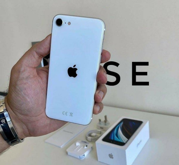 Цена iPhone SE 2020 года упала на 17,5%