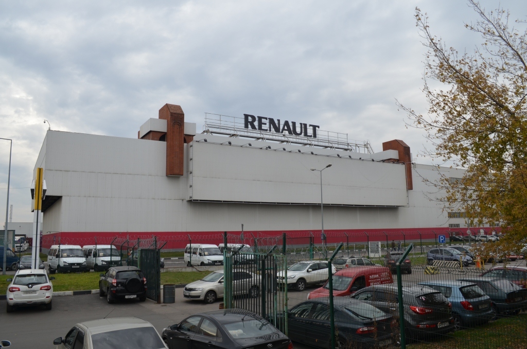 Российский завод Renault приостановил сборку и выпуск автомобилей