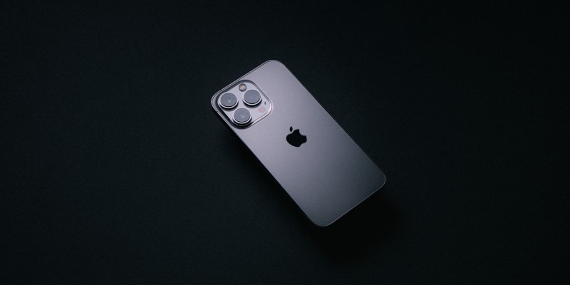 Тест на время автономной работы всех моделей iPhone 13