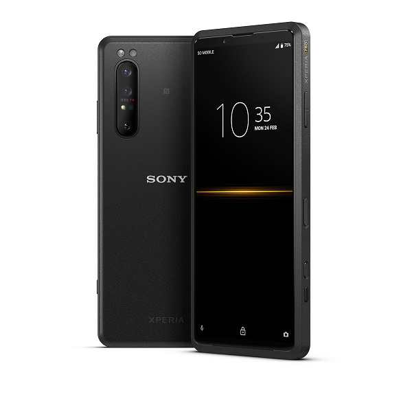 Долгожданный смартфон Sony Xperia Pro поступил в продажу, но его цена пугает