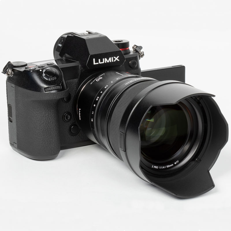 Фотоаппарат Panasonic Lumix DC-S1H: профессиональная фотокамера для видеосъемки