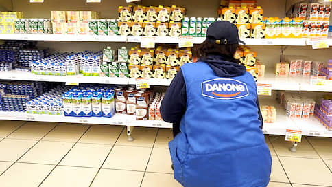 Danone выжимает сою // Компания может начать выпуск растительных напитков в РФ