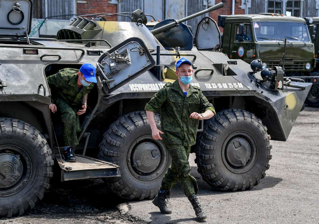 Специалист рассказал, чем военный водитель отличается от обычного