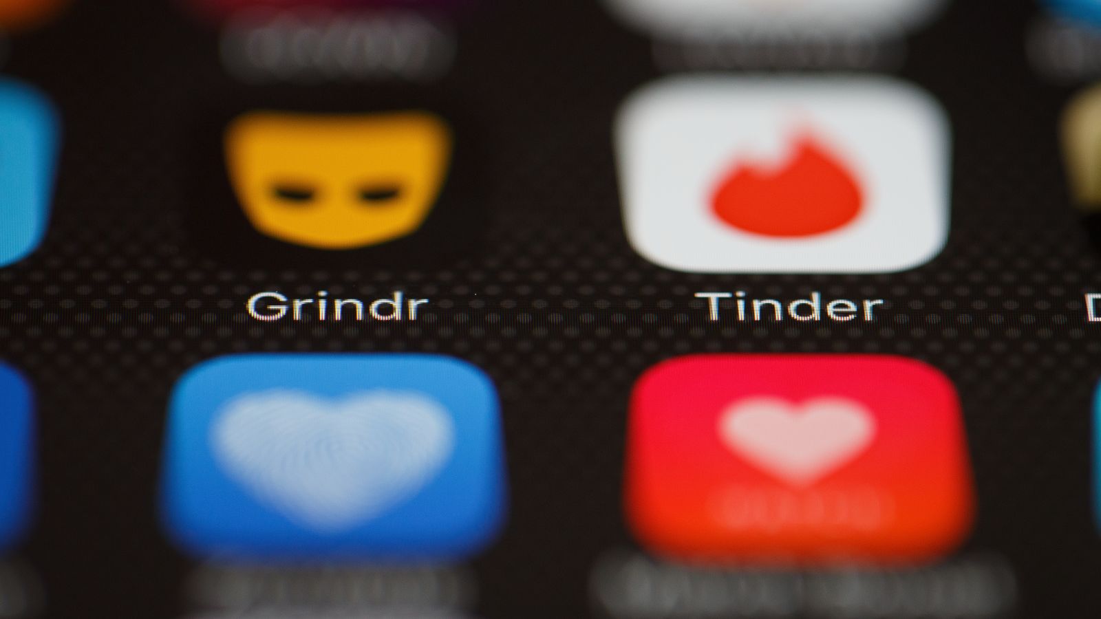 В платформе для знакомств Grindr исправили баг, позволявший захватывать чужие аккаунты