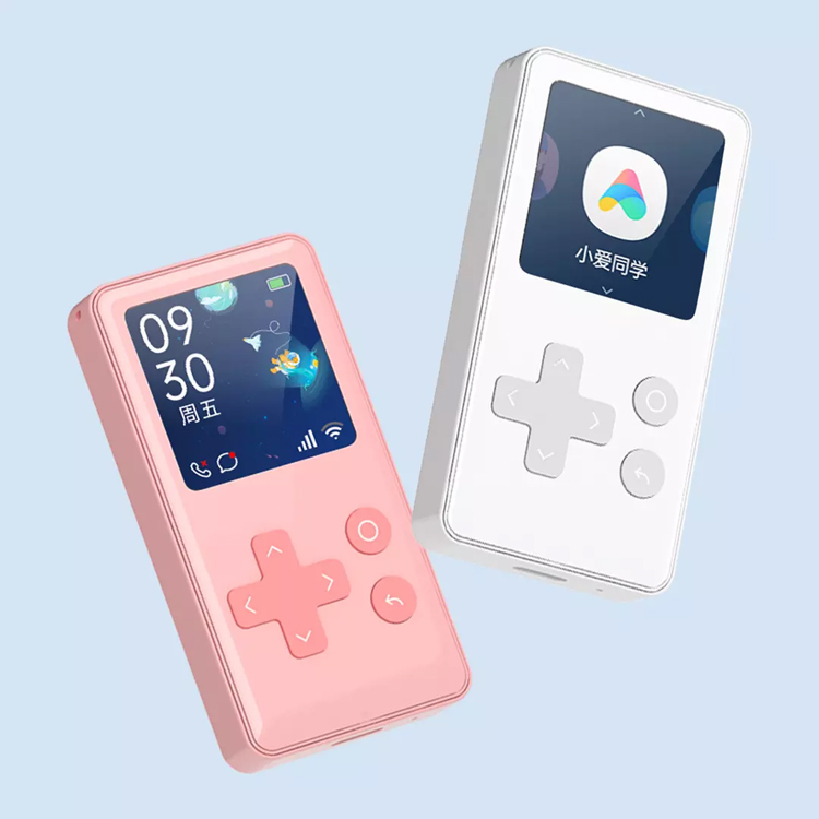 Xiaomi представила детский телефон Qin AI Phone в стиле Nintendo GameBoy