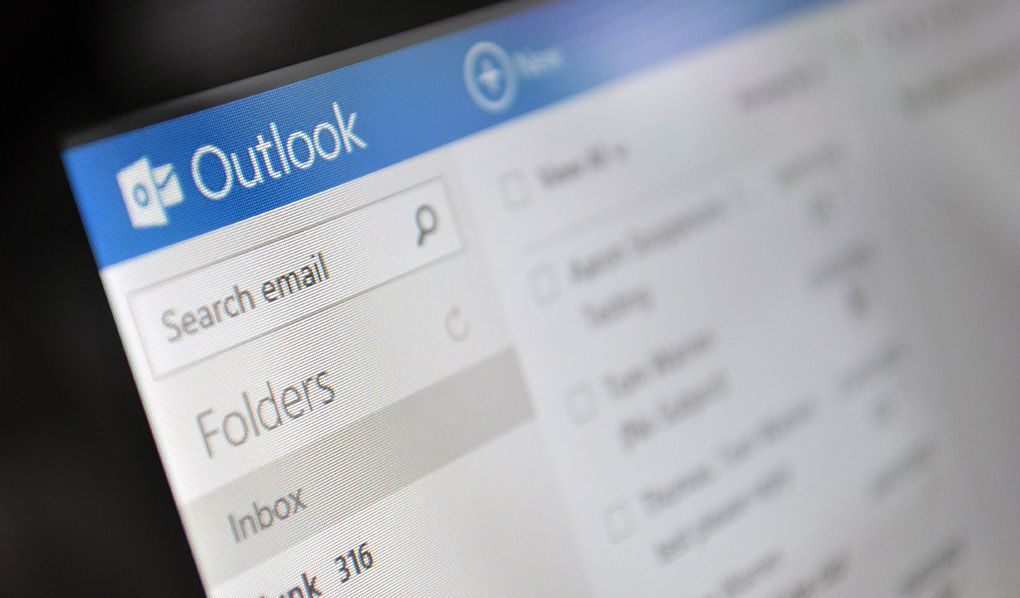 Сервис Microsoft Outlook обрушился по всему миру