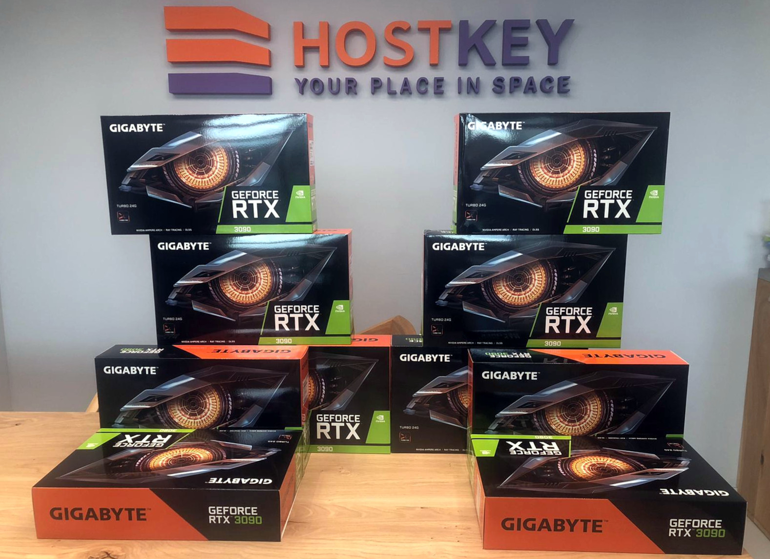 HOSTKEY объявила о доступности GPU-серверов с GeForce RTX 3090 и RTX 3080