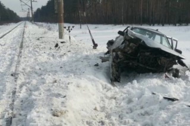 Брянская полиция разыскивает свидетелей смертельного ДТП на ж/д переезде