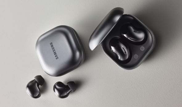 Samsung представила Galaxy Buds 2 и Buds Live в новой расцветке Onyx