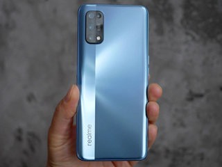 Обзор Realme 7 Pro: целясь в 'золотую середину'