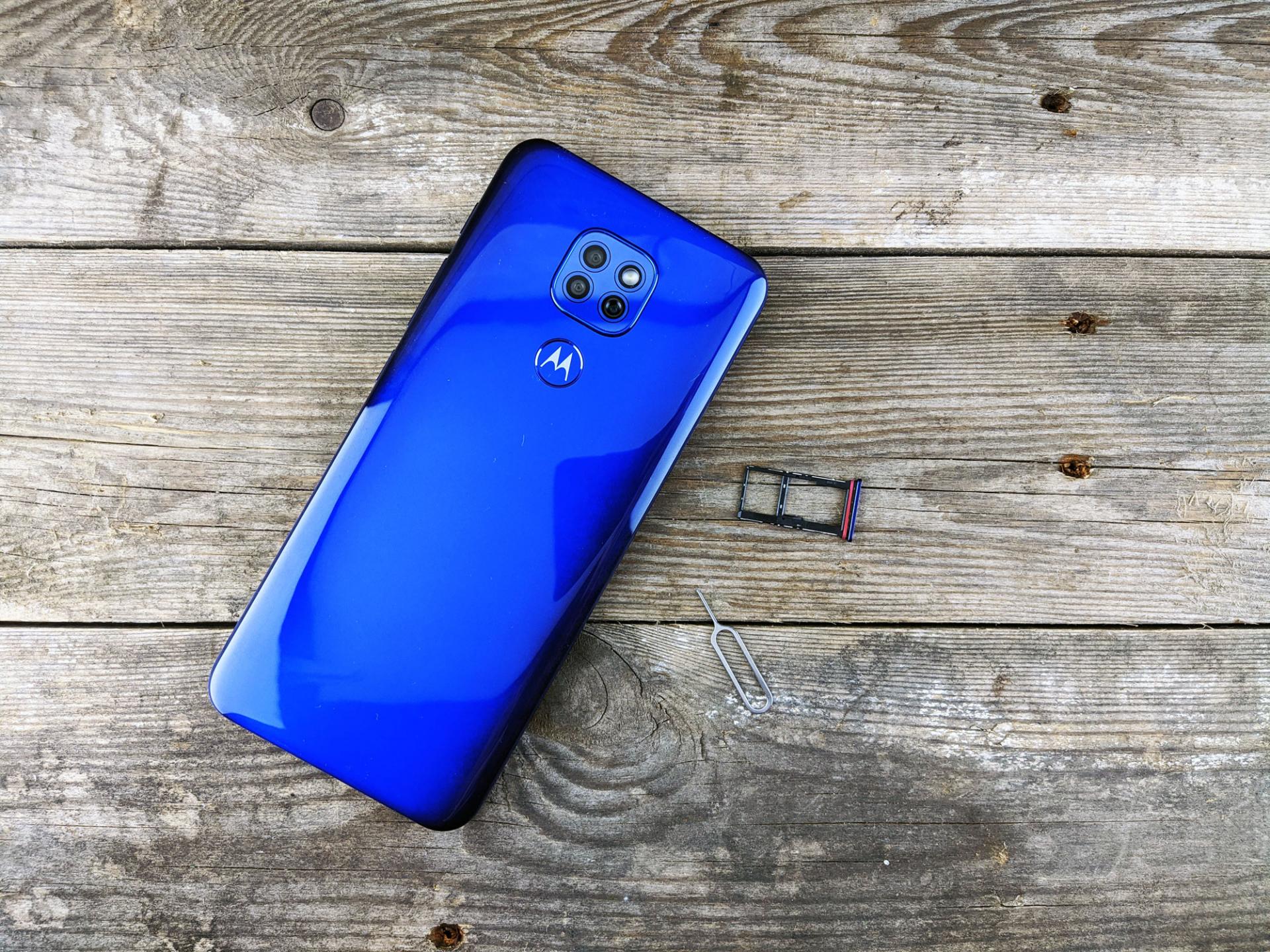 Тест-драйв смартфона Motorola Moto G9 Play 64GB Dual Sim