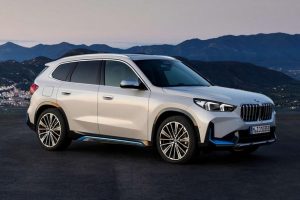 Новый электро кроссовер BMW iX1 xDrive 30 имеет запас хода 438 км и заряжается полностью от розетки за 6,5 часов