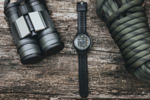 Гібридний смарт-годинник Garmin Instinct Grossover може працювати до 70 днів