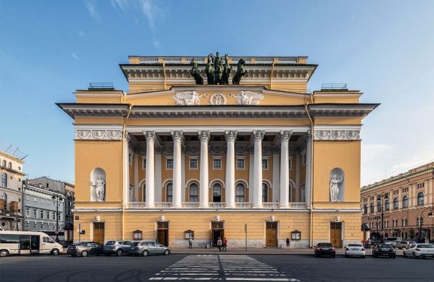 Открытие театров в Петербурге может затянуться до сентября