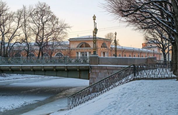 Мокрый снег ляжет на Петербург в пятницу