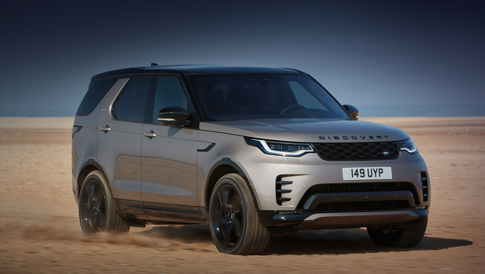 Дополнено: Улучшенный Land Rover Discovery начал приём заказов