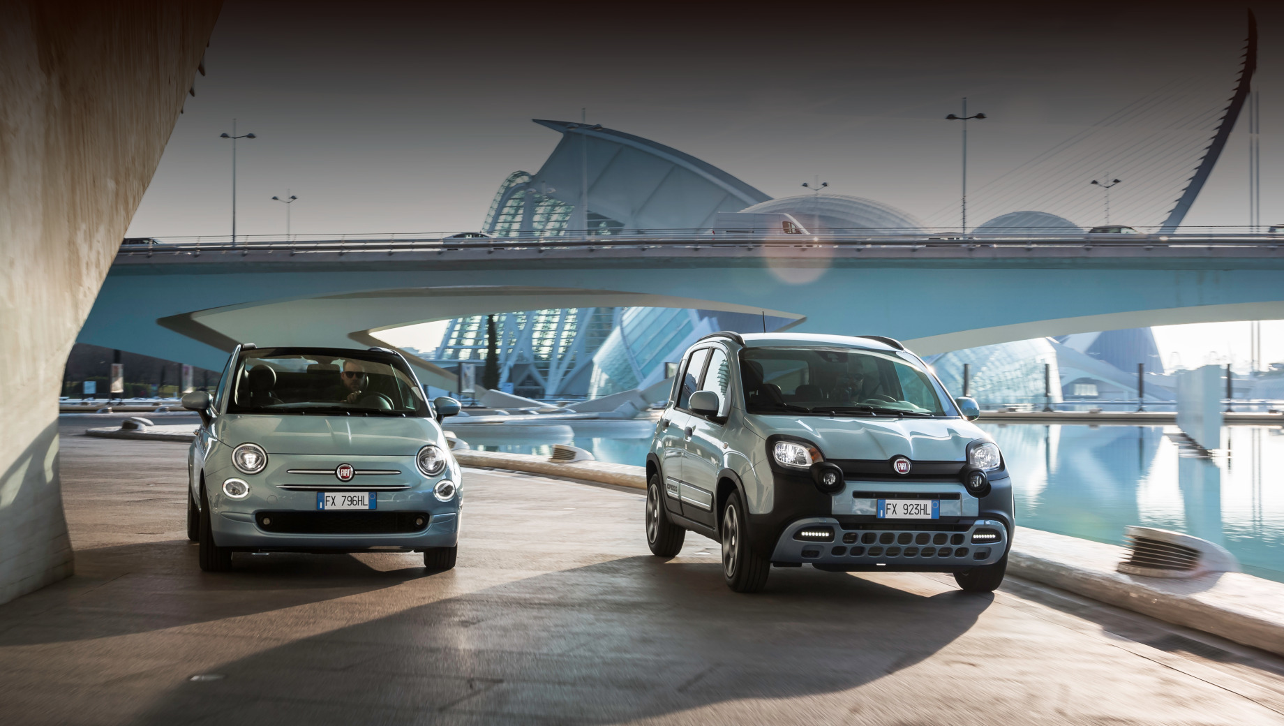 Гибриды Fiat 500 и Panda осветили салон ультрафиолетом