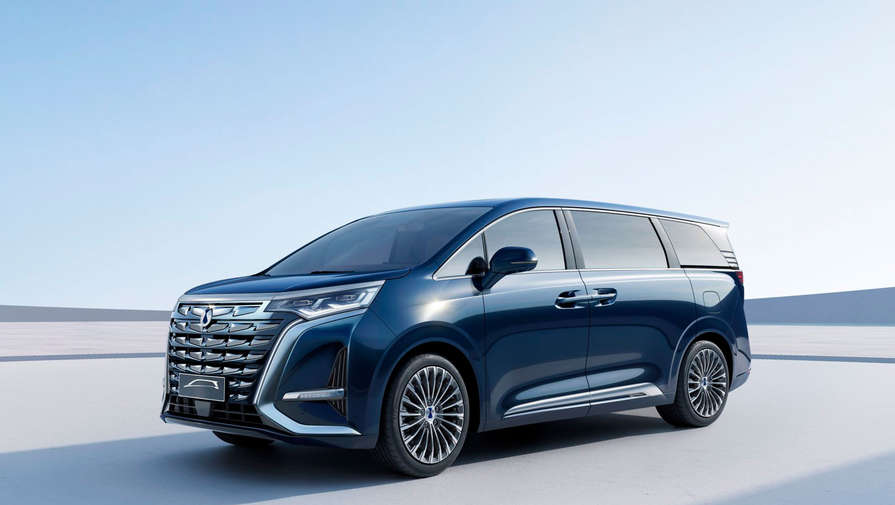 В Китае дебютировал 'клон' Toyota Alphard