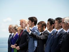 СМИ сообщили о падении доверия к правительствам стран G7 на фоне пандемии