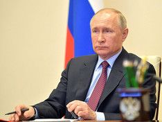 Путин внес в Госдуму закон о воспитании в образовании