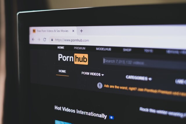 Financial Times назвала имя реального владельца Pornhub. До этого оно упоминалось в гугле всего три раза