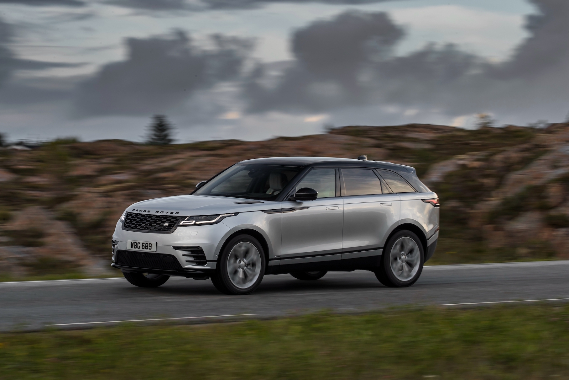 В России появилась подписка на автомобили Range Rover