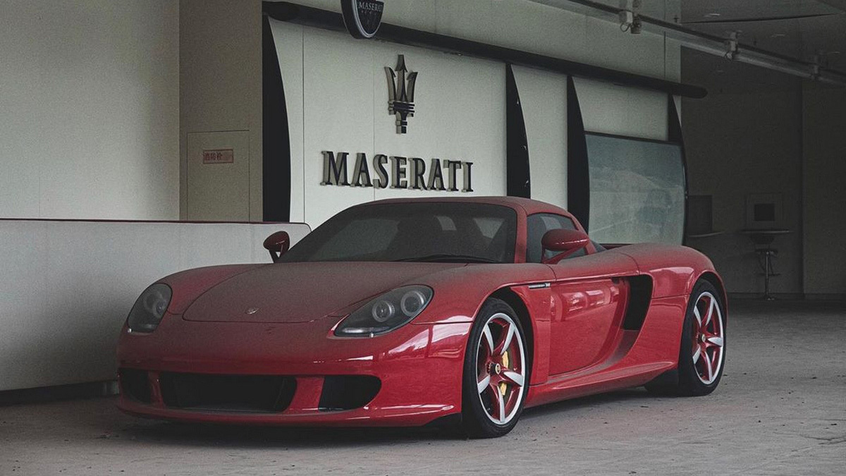 В Китае обнаружили уникальный Porsche Carrera GT