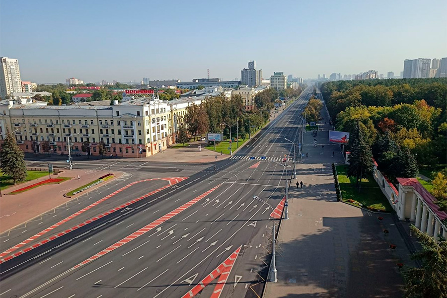 В Минске против протестующих применили водометы и слезоточивый газ