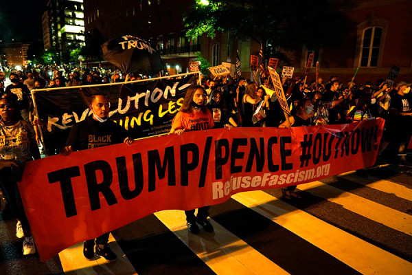 Протесты в Вашингтоне против выдвижения Трампа на выборы. Фоторепортаж