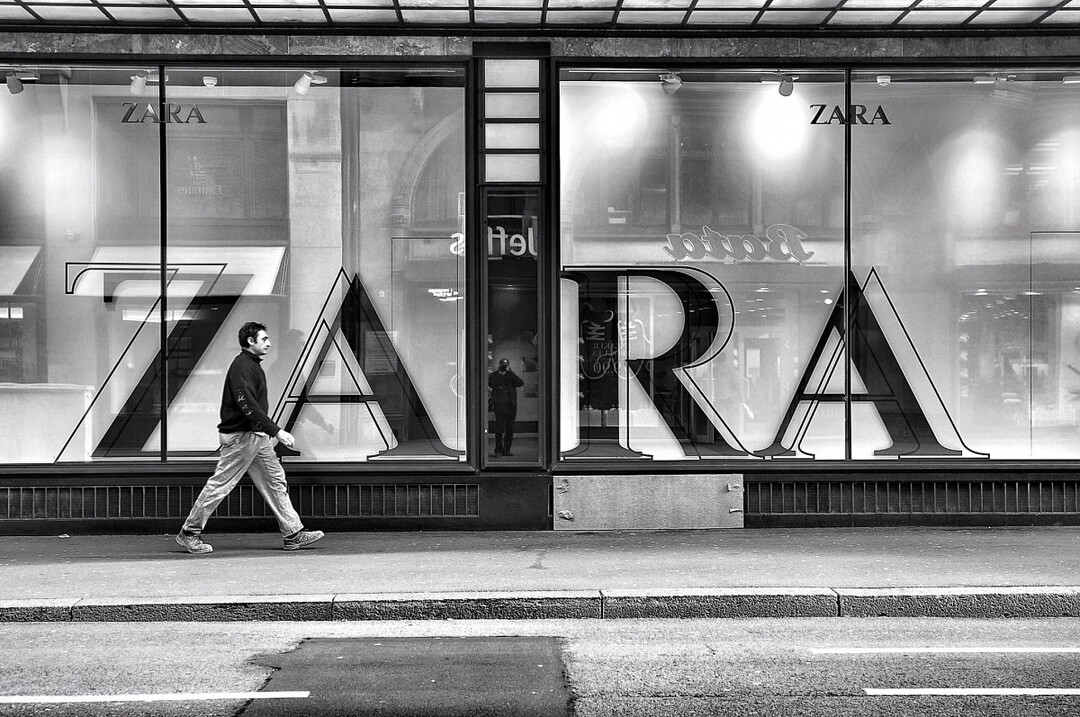 Владелец Zara погряз в убытках на десятки миллионов евро