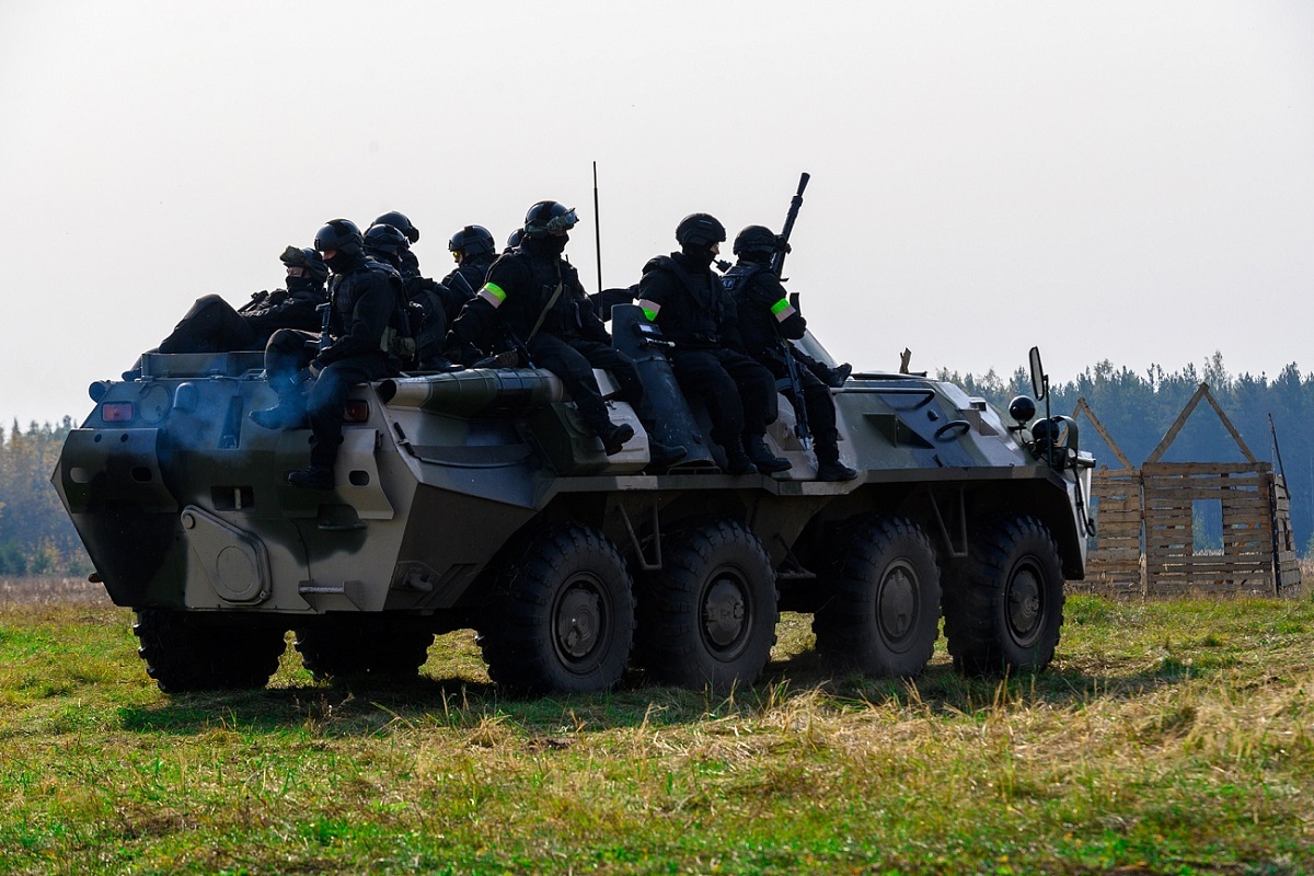 Под Тверью проходят масштабные учения