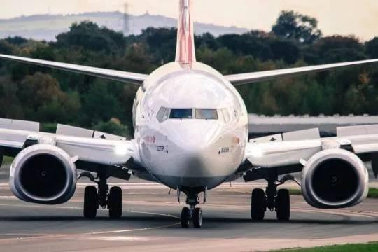 Boeing решил отказаться от поставок самолетов на российский рынок на ближайшие 20 лет