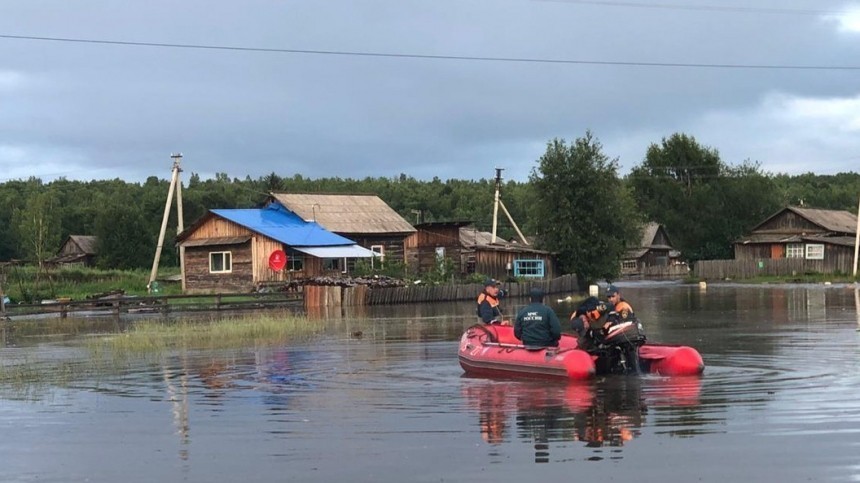 В Хабаровском крае возводят дамбы для защиты от паводков