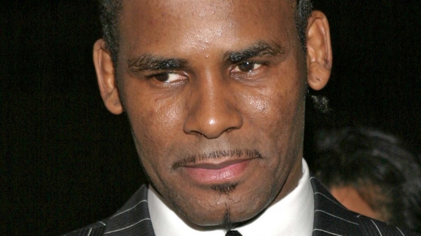 R kelly скандал