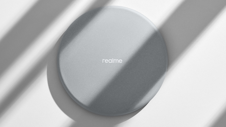 Самая дешёвая брендовая беспроводная зарядка? Realme 10W Wireless Charger стоит всего 12 долларов