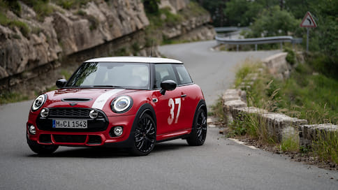 MINI получил историческую спецверсию Paddy Hopkirk Edition