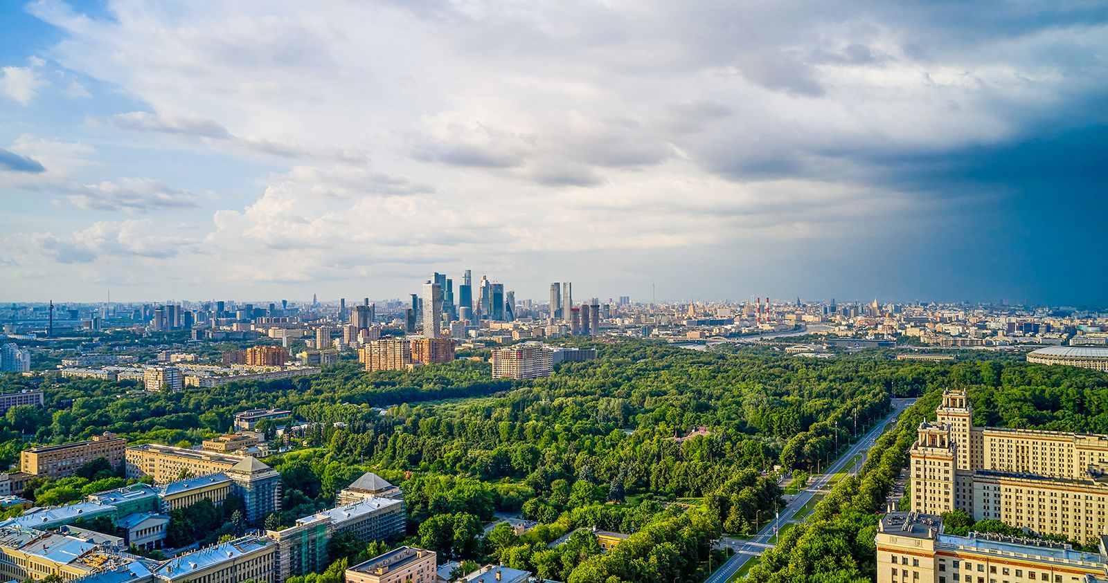 Предприниматели могут приобрести у города 36 нежилых помещений