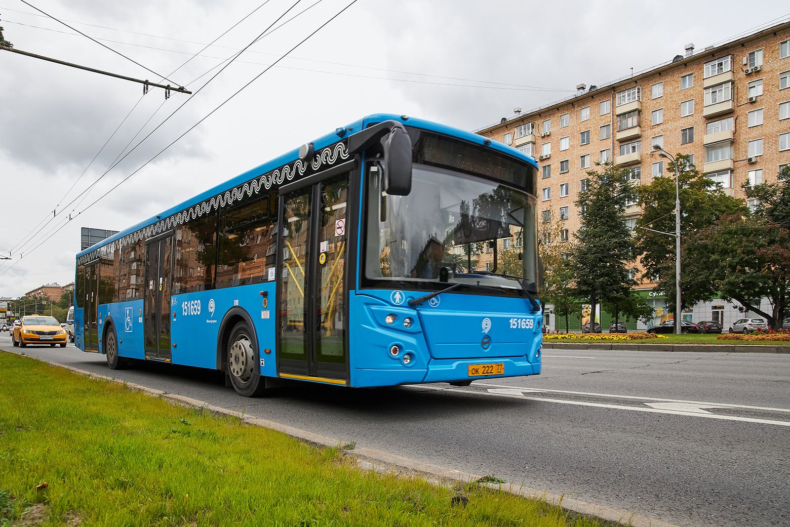 В нескольких районах столицы поменяется движение наземного транспорта