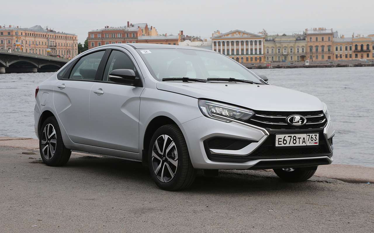 Новая Lada Vesta: сколько за нее попросят дилеры?